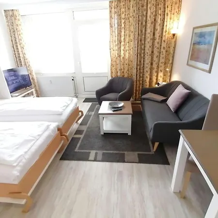 Apartment Haus Ornum *