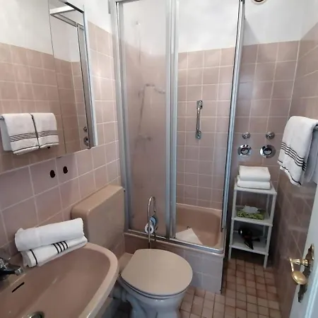 Apartment Haus Ornum